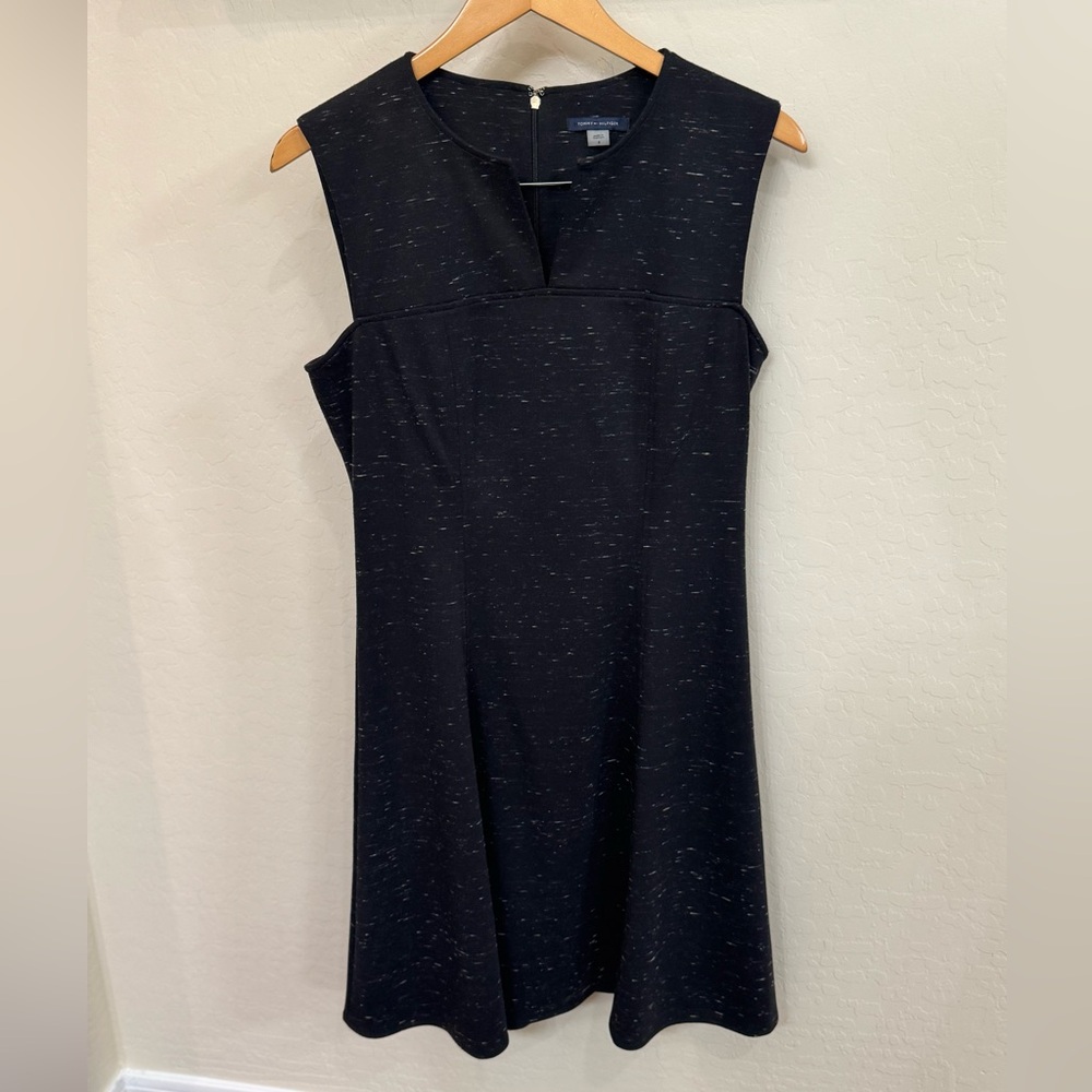 Tommy Hilfiger Black Heathered Sleeveless Dress Size 8 Split Neck Gold Logo